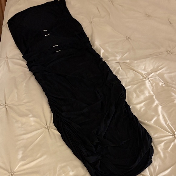 Black Strapless Dress w peekaboo design - Picture 2 of 3